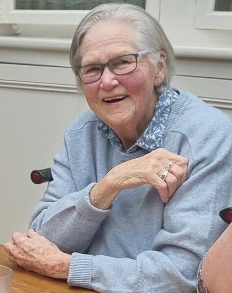Headshot image of McDOWALL, Marjory ‘Marnie’