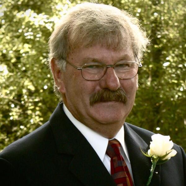 Headshot image of NEWLAND, Kenneth Ross “Crackers”