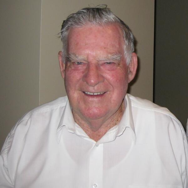 Headshot image of ROBERTSON, Geoffrey Stafford