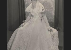 Vi In Dress.jpg 2