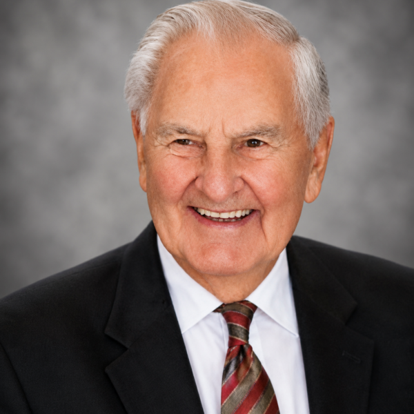Headshot image of KING, Peter David